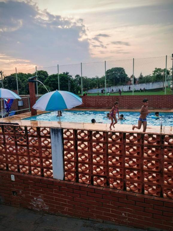 Pousada Primavera Olimpia-Sp Proximo Ao Termas Dos Laranjais ภายนอก รูปภาพ